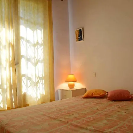 Holiday home Maison Avec Jardin, 5 Couchages, St Pierre La - Lave-vaisselle, Lave-linge, Animaux Acceptes - Fr-1-229d-211 Saint-Pierre-la-Mer (Aude)